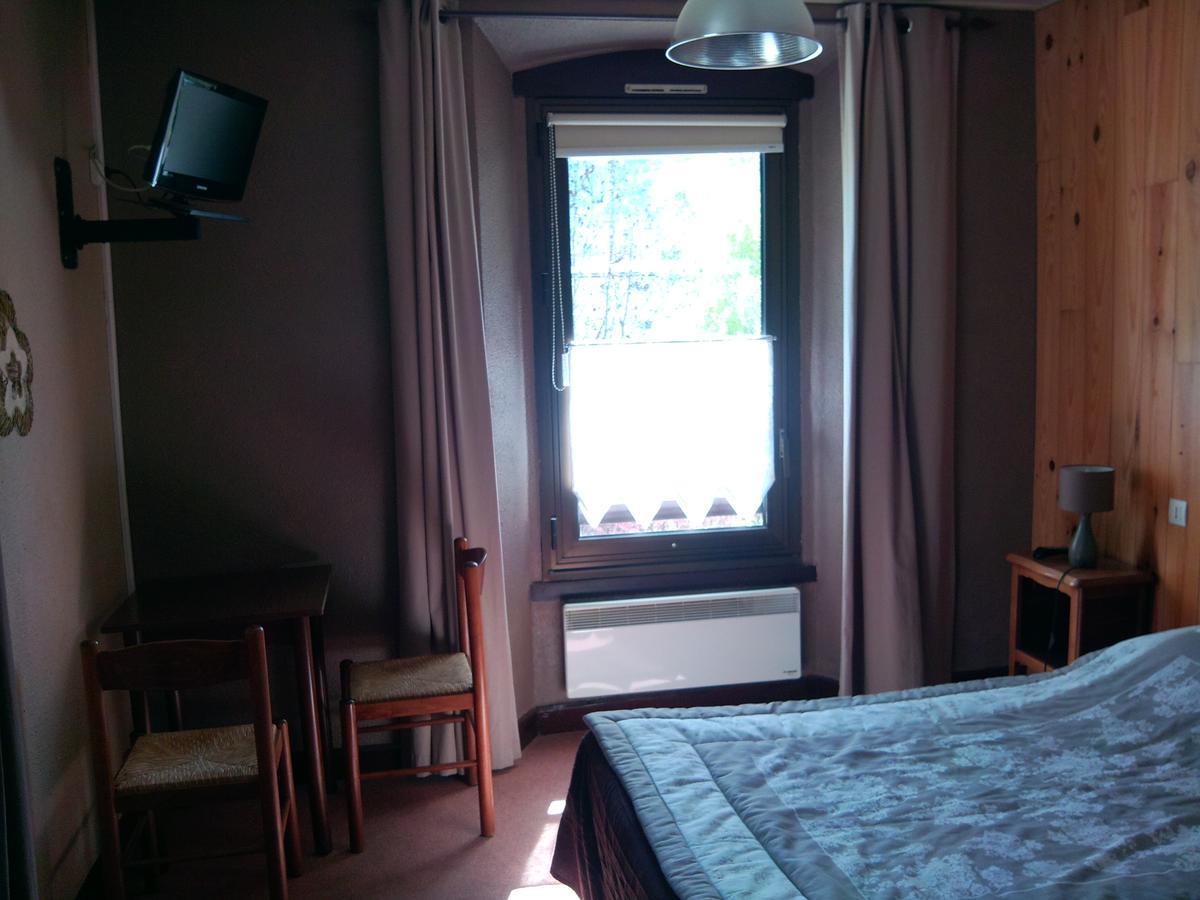 Hotel La Gare LʼArgentière-la-Bessée Eksteriør billede